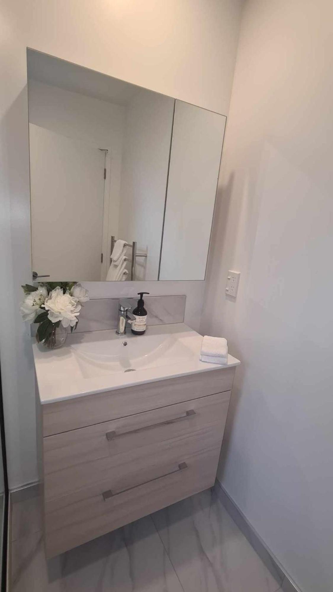 Cute On Cashel 10 Apartment Christchurch Exterior photo